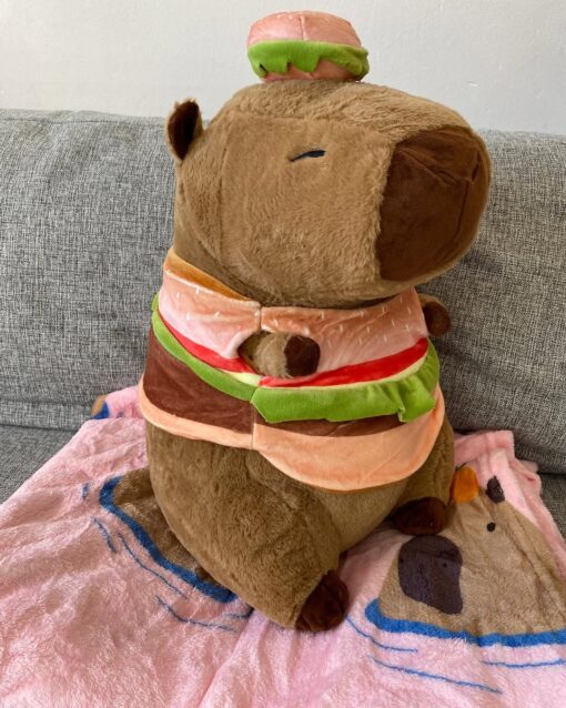 Peluche Capybara con manta y accesorios - Imagen 7