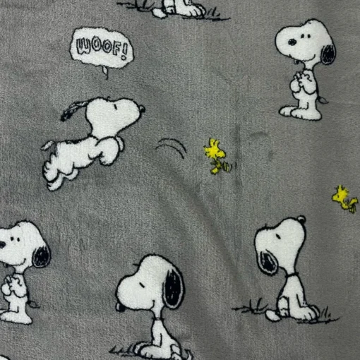 Frazada con Mangas Snoopy - Piñata - Imagen 3