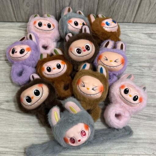 Pulcera peluche Labubu - Imagen 2