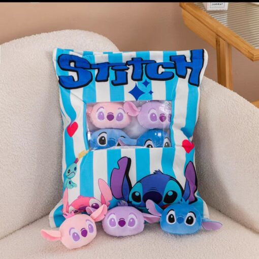 Almohadon Stich con Mini Peluches - Imagen 3