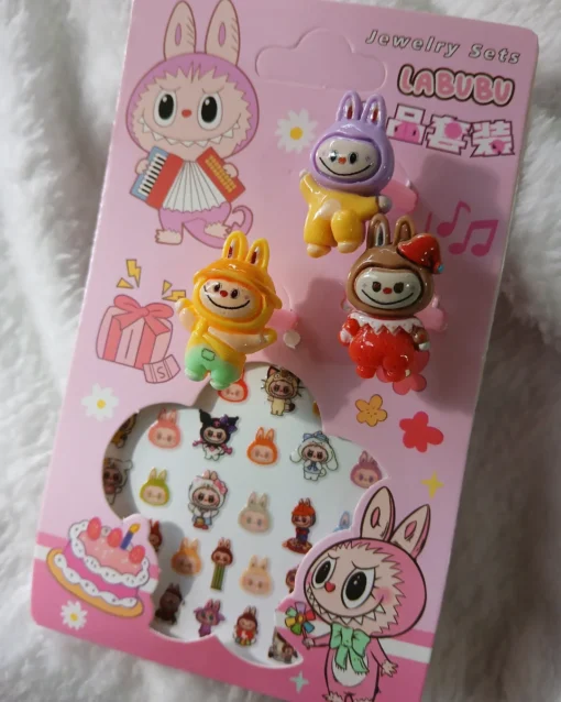 Set anillo con stiker - Labubu - Imagen 4