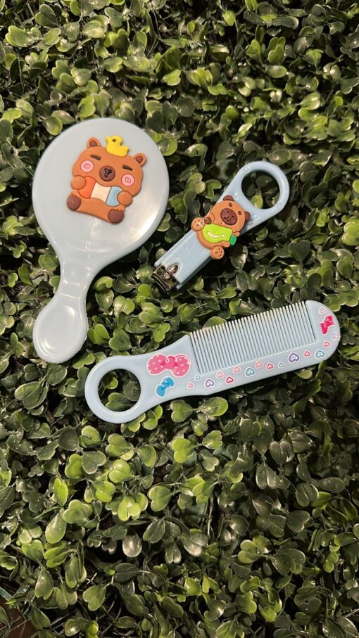 Set Peine + Espejo + Corta Uñas - Capybara - Imagen 2
