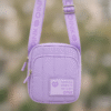 Bolso lila OINK en detalle 1