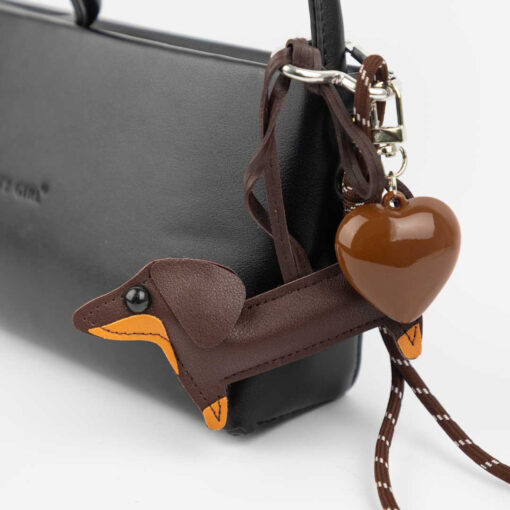 LLavero Charm Perrito Salchicha + Corazon - Imagen 2