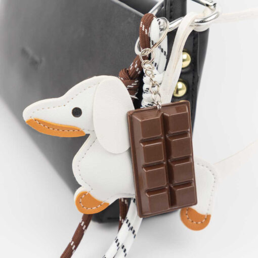 LLavero Charm Perrito Salchicha + Chocolate