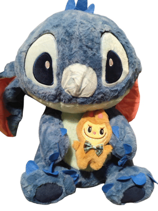 Peluche con Manta Stitch + Labubu