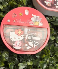 Alternative view of Perfume Circular - Personajes