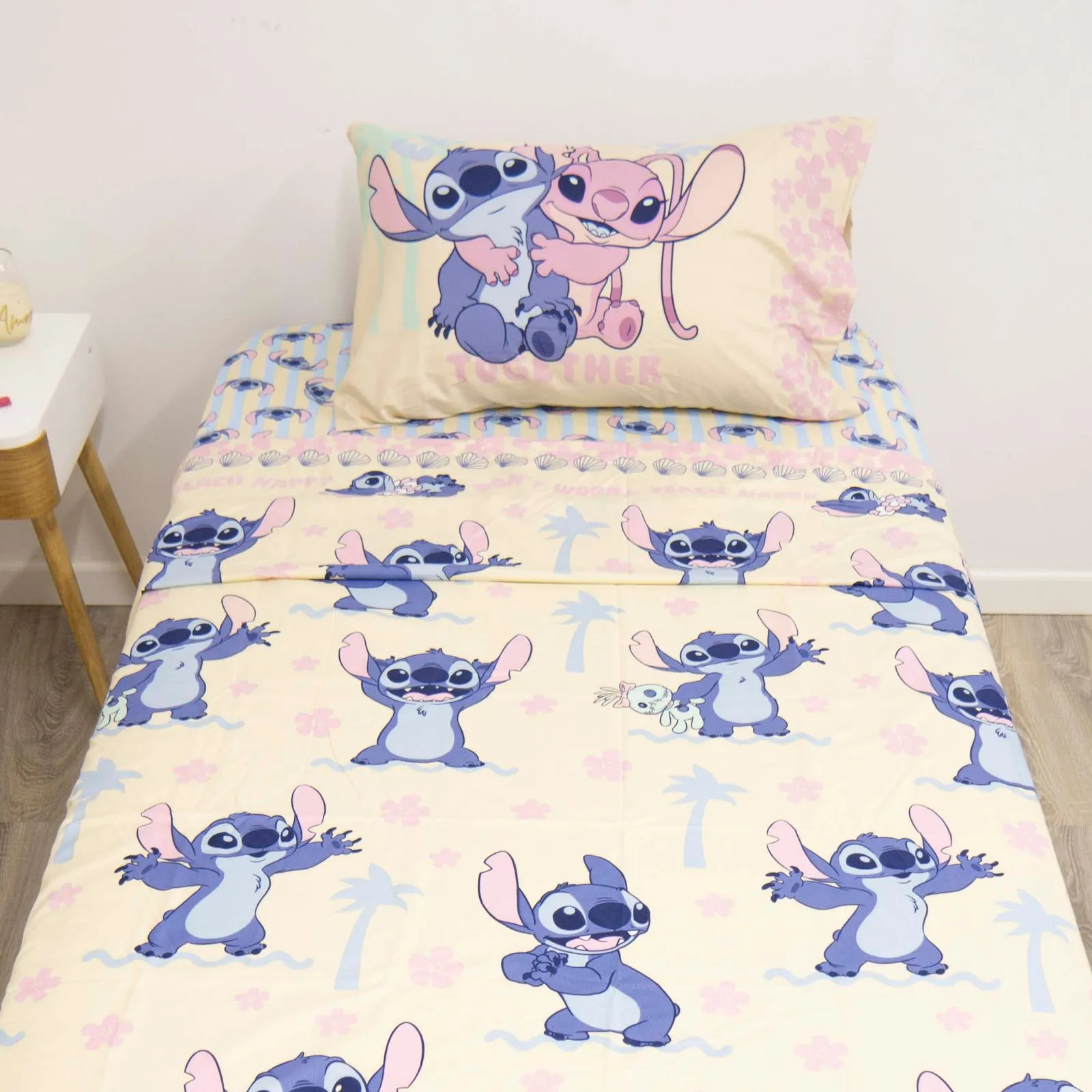 Juego de Sabana Soft Stitch - Piñata - Imagen 5