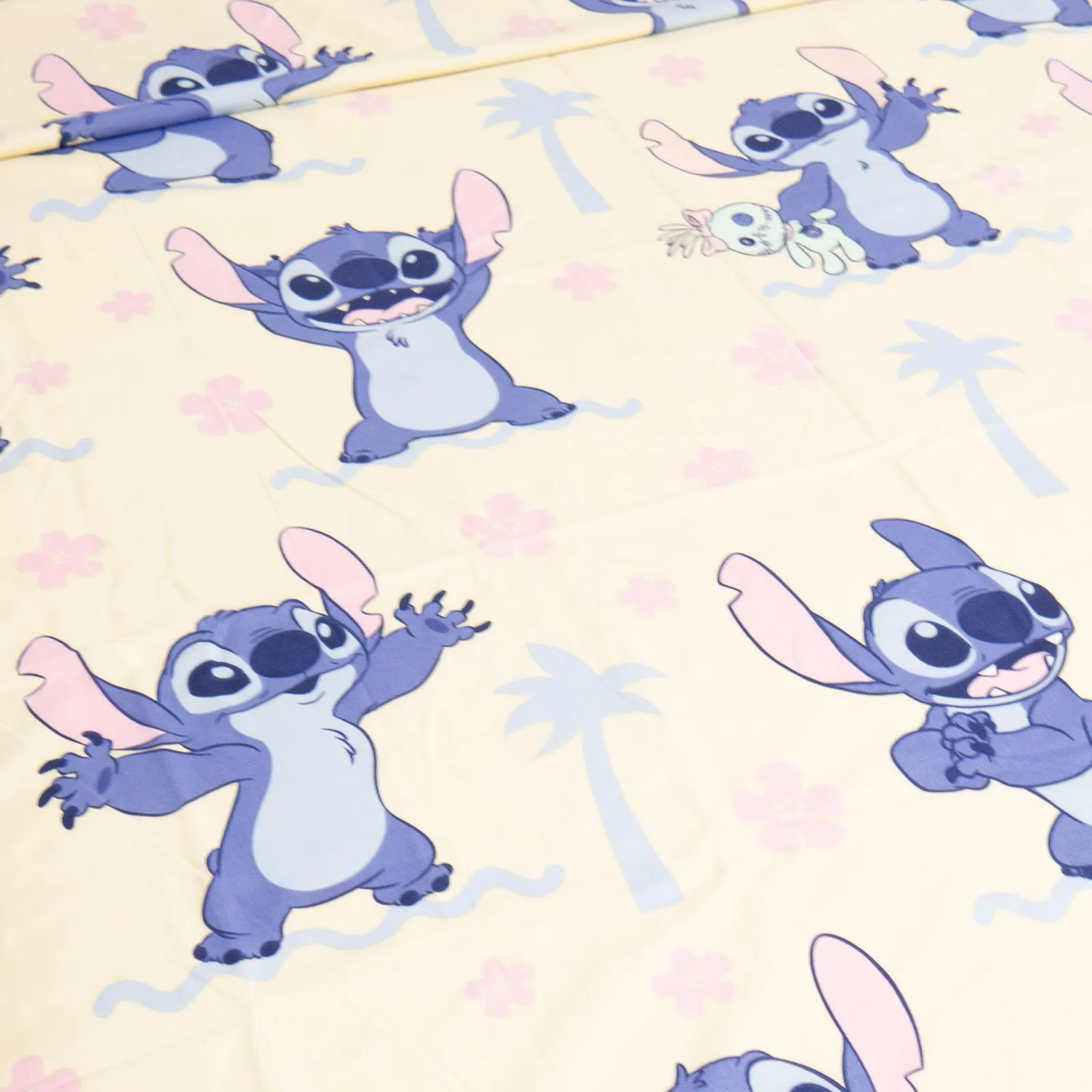 Juego de Sabana Soft Stitch - Piñata - Imagen 6