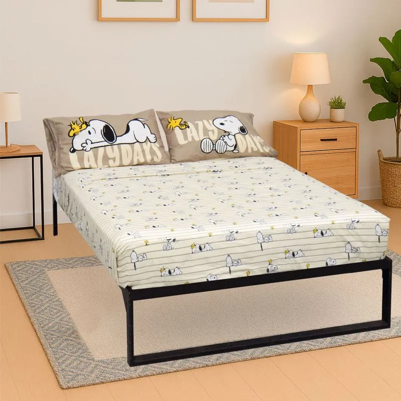 Juego de Sábanas Piñata QUEEN - Snoopy 1 Juego de Sábanas Piñata QUEEN - Snoopy