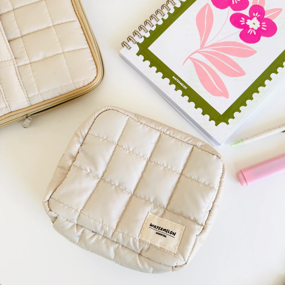 Necessaire Abierto Matelasse - Beige