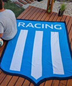 Alternative view of Toallon Escudo