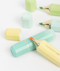 MINI RESALTADOR ESTILO LABIAL 4PCS