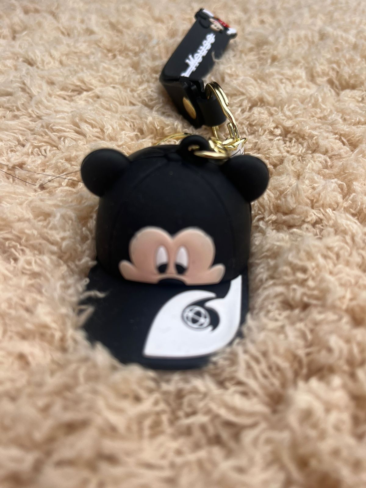 Llavero Personajes Gorra - Imagen 4