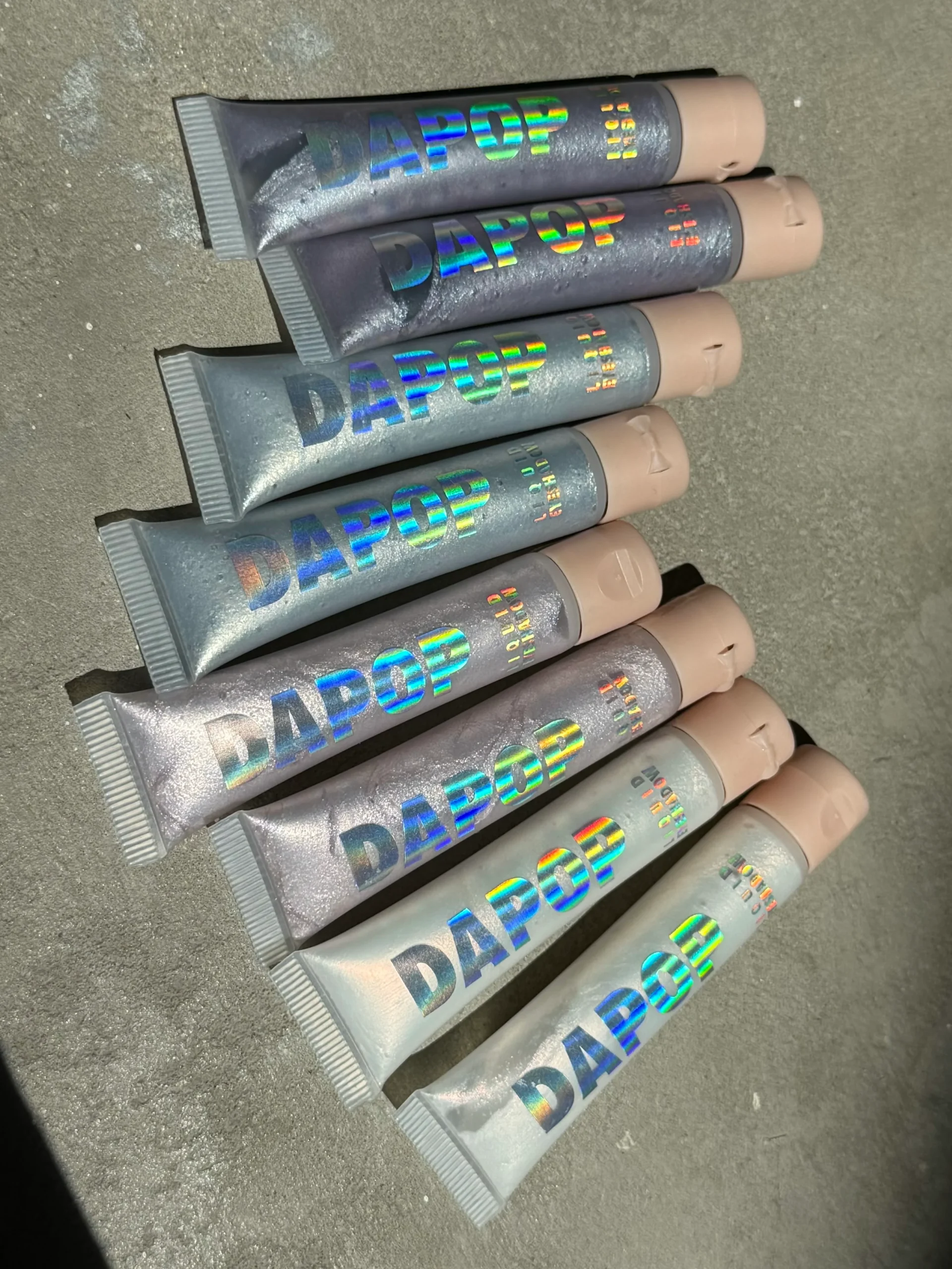 Sombra Liquida Satinada - DAPOP