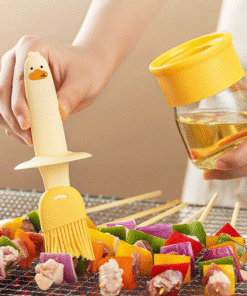 Alternative view of Aceitero con Pincel - Baby Duck