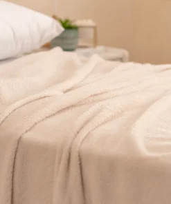 Alternative view of Frazada Lisa