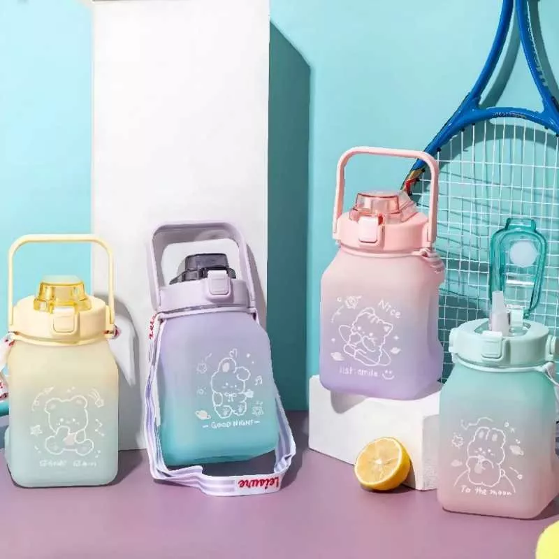 Botellon Cuadrado Kawaii