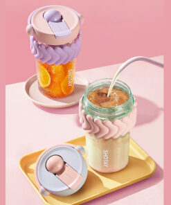 Alternative view of Vaso de Tritán con Tapa + Filtro y Sorbete