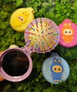 Peine con espejo labubu