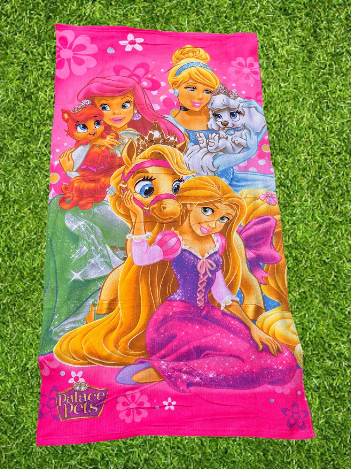 MEGA OFERTA!! Toallon Playero - Princesas