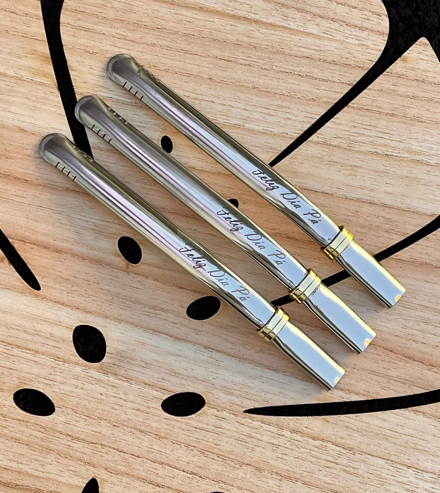 Bombilla Grabada - Feliz Dia Pá