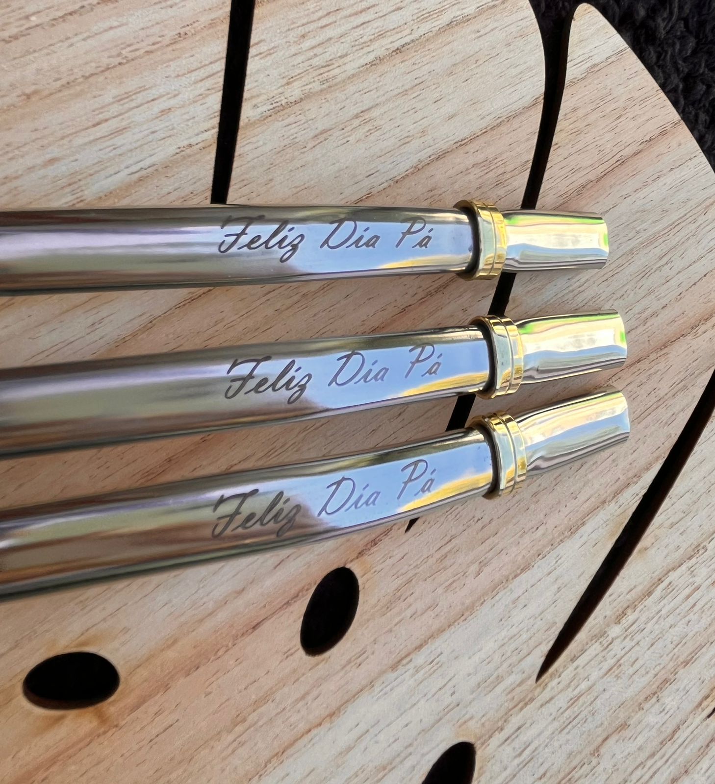 Bombilla Grabada - Feliz Dia Pá - Imagen 2