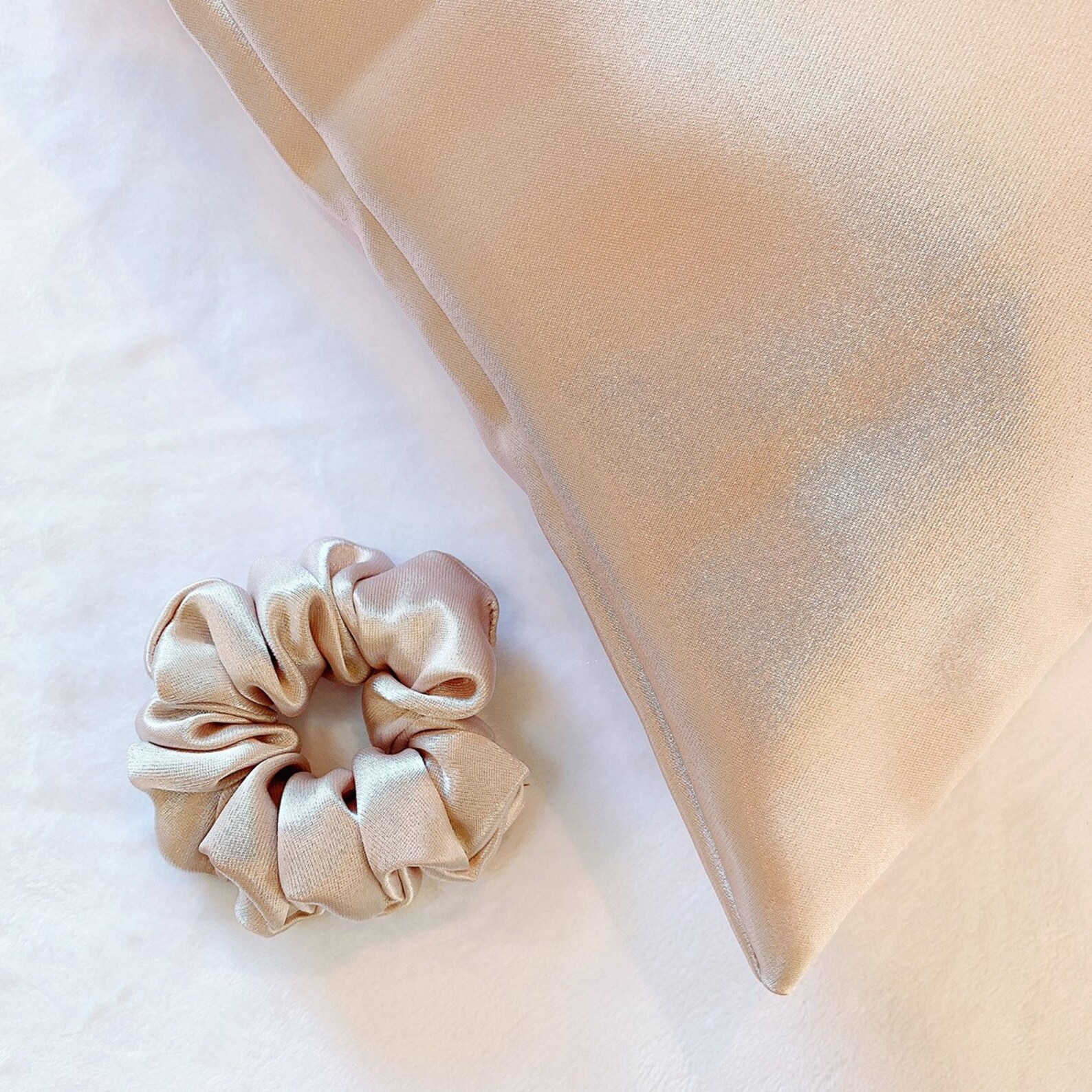 Combo Saten - Funda + Scrunchie - Imagen 3