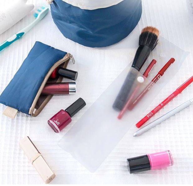 Necesser/Organizador impermeable acolchonadito - Imagen 2