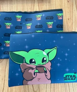 Porta Notebook - Baby Yoda