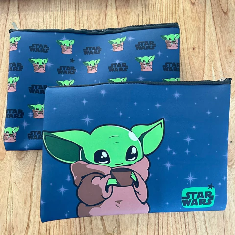 Porta Notebook - Baby Yoda