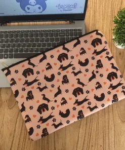 Porta Notebook - Perro Salchicha