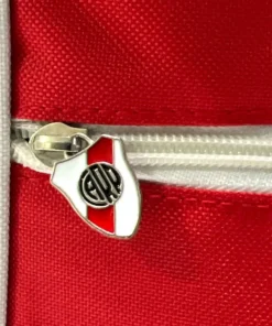 Alternative view of Botinero River Plate