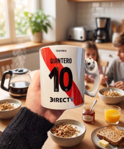 Alternative view of Taza River Plate Con Pelota