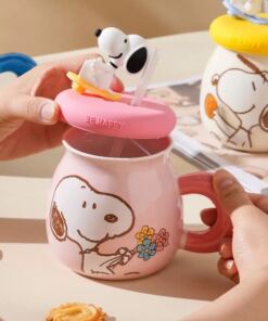 Alternative view of Taza Ceramica C/Tapa  - Snoopy