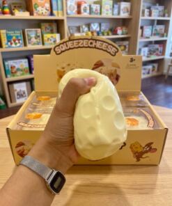 Alternative view of Squishy Queso Cuadrado Mediano